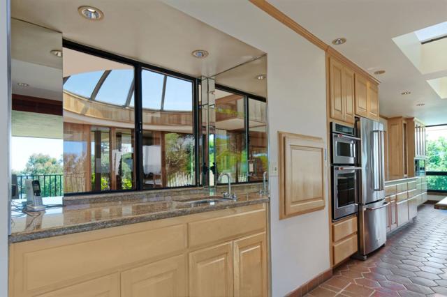 20753 Scenic Vista Drive, San Jose CA: https://media.crmls.org/mediaz/0d8b28f7-022d-428c-a41b-a8eb21d4a1f9.jpg