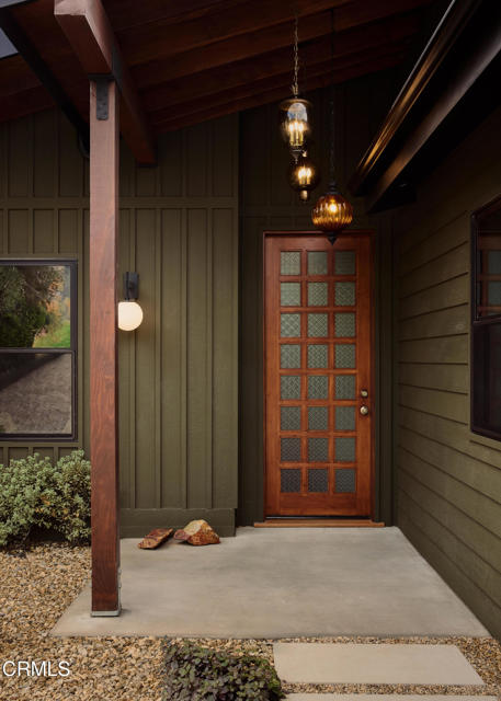 Detail Gallery Image 4 of 44 For 12406 La Maida St, Los Angeles,  CA 91607 - 3 Beds | 2 Baths