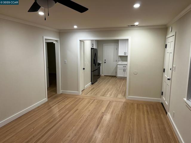 1867 Jacqueline Way, Concord CA: https://media.crmls.org/mediaz/0d8d4eee-b019-42a8-b92b-e4083bc26150.jpg