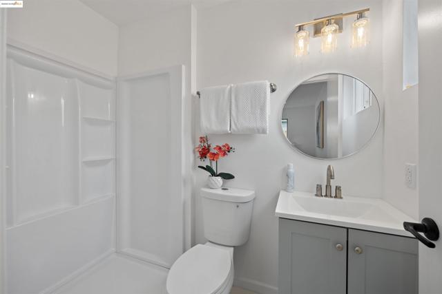 236 Larkspur, Fairfield CA: https://media.crmls.org/mediaz/0d8f15c6-a42f-4c13-a169-6fd17660f58d.jpg