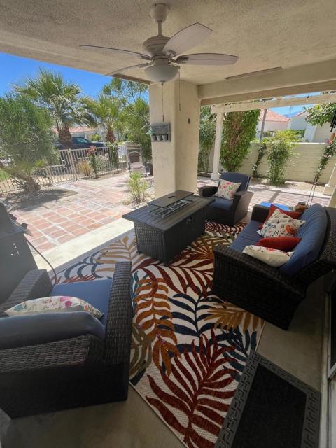 43954 Via Granada, Palm Desert CA: https://media.crmls.org/mediaz/0d8f370f-d1d2-437a-9951-1ec4da428c73.jpg