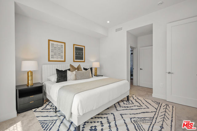 1200 N Orange, West Hollywood CA: https://media.crmls.org/mediaz/0d8f46b8-f101-49ac-8f2a-71191941af5f.jpg