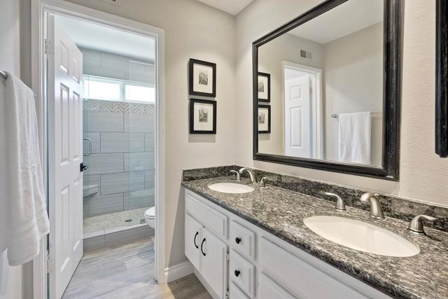 1782 E Pointe Avenue, Carlsbad CA: https://media.crmls.org/mediaz/0d8f4cb4-3aef-41b5-a8de-c8e767cca013.jpg
