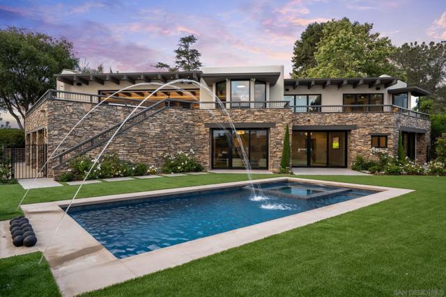 5465 Avenida Maravillas, Rancho Santa Fe CA: https://media.crmls.org/mediaz/0d900096-8611-42f6-93bd-15db666c41cd.jpg