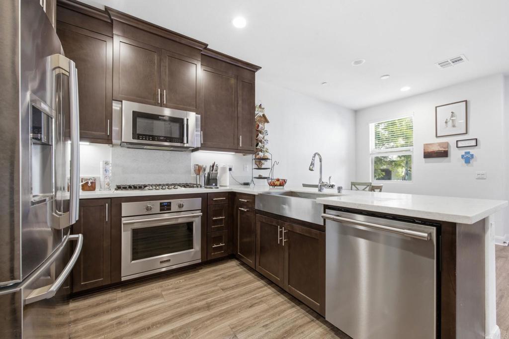 2117 Solara Lane - photo 5