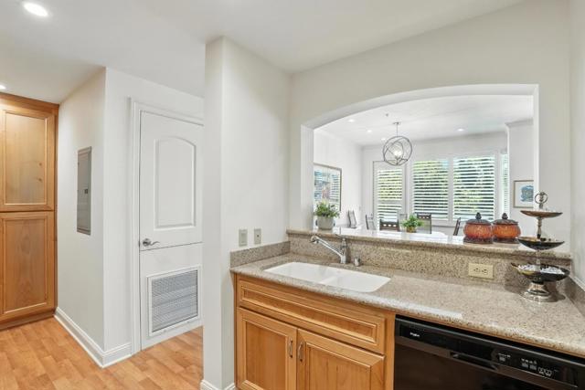 10 Crystal Springs Road, San Mateo CA: https://media.crmls.org/mediaz/0d91fdc6-60e6-4be5-a1b4-6aacd6b1a305.jpg