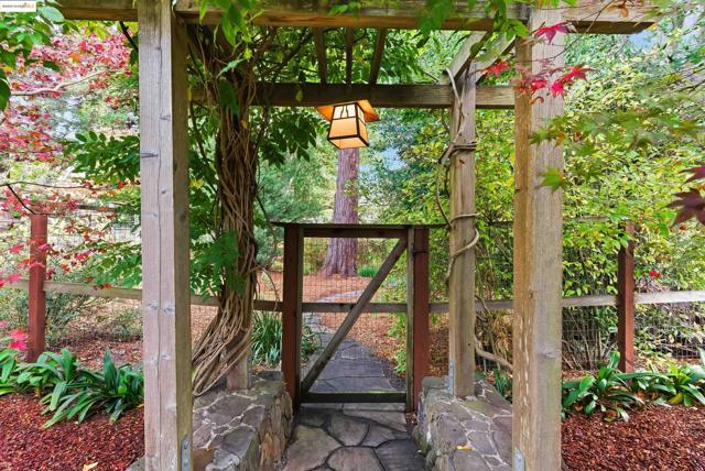 Image 46 of 50 For 1175 Colusa  