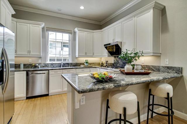 147 Fremont Avenue, Los Altos CA: https://media.crmls.org/mediaz/0d92f9e3-fb63-48c3-a2b3-903f51d0fead.jpg