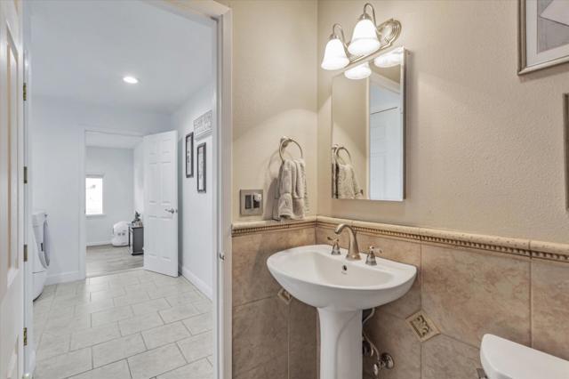 1204 Shore Road, Hollister CA: https://media.crmls.org/mediaz/0d93caa8-a244-4cfb-8dfb-9b42dd163a4a.jpg