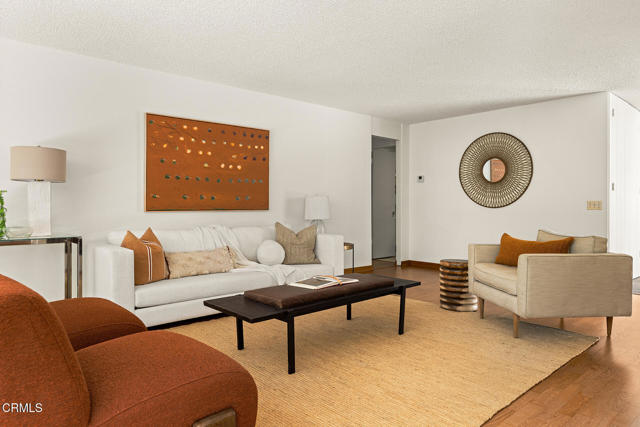 Detail Gallery Image 8 of 37 For 5511 Vista Canada Pl, La Canada Flintridge,  CA 91011 - 3 Beds | 2 Baths