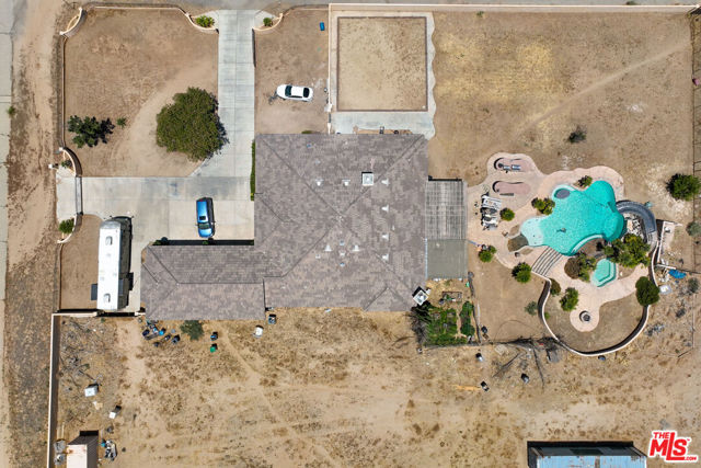 42094 W 21st Street, Lancaster CA: https://media.crmls.org/mediaz/0d94e3cb-0c2e-4e43-bdac-0d0be05687b0.jpg
