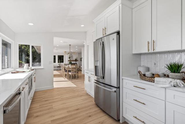 141 Hillcrest Road, San Carlos CA: https://media.crmls.org/mediaz/0d957cf4-c9ba-4b24-bc3b-e425565eba12.jpg