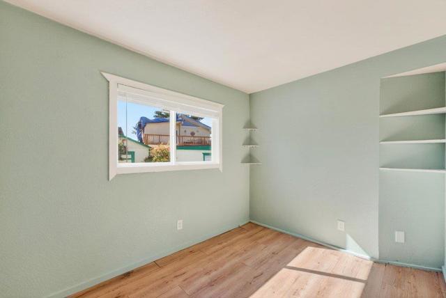 1 Gray Way, Watsonville CA: https://media.crmls.org/mediaz/0d95c100-fb62-47c5-9785-200157d50195.jpg