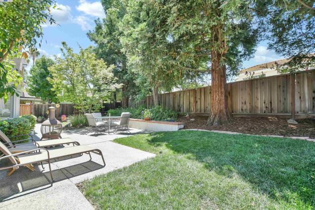 4528 Fallow Way, Antioch CA: https://media.crmls.org/mediaz/0d967867-a790-4772-8ecc-9ae344c19920.jpg