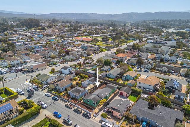 1284 Wanda Avenue, Seaside CA: https://media.crmls.org/mediaz/0d971e86-9a2b-487e-aafa-3e329320a46a.jpg