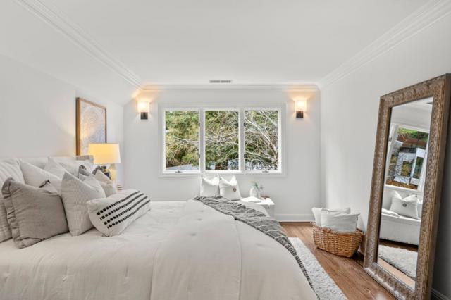 760 Chateau Drive, Hillsborough CA: https://media.crmls.org/mediaz/0d97623c-1989-451a-b0e6-a5bb35a4b0f9.jpg