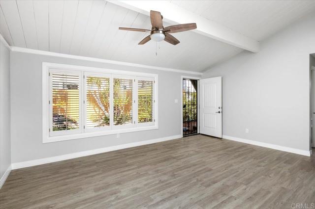 Detail Gallery Image 3 of 17 For 513 Rosemont St, La Jolla,  CA 92037 - 2 Beds | 1 Baths