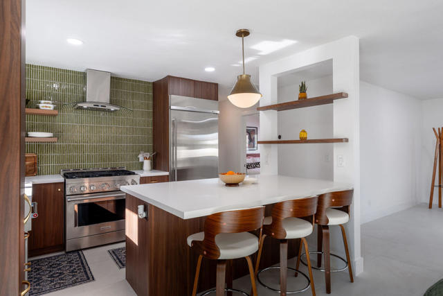 1125 E Sunny Dunes Road, Palm Springs CA: https://media.crmls.org/mediaz/0d97928f-6495-409a-ba60-201ebaa5b106.jpg