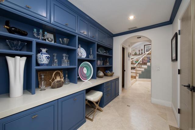 Detail Gallery Image 15 of 63 For 10737 Birch Bluff Ave, San Diego,  CA 92131 - 4 Beds | 3/1 Baths