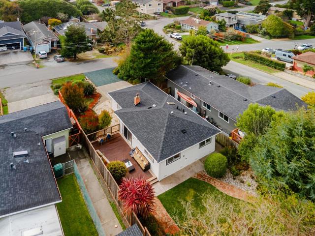 655 George Street, Montara CA: https://media.crmls.org/mediaz/0d9b7bac-b254-4ca7-ab2b-9caa962539eb.jpg