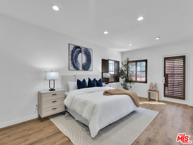 4215 Mentone Avenue, Culver City CA: https://media.crmls.org/mediaz/0d9b93e7-a879-45ed-abc8-4eb88676b920.jpg
