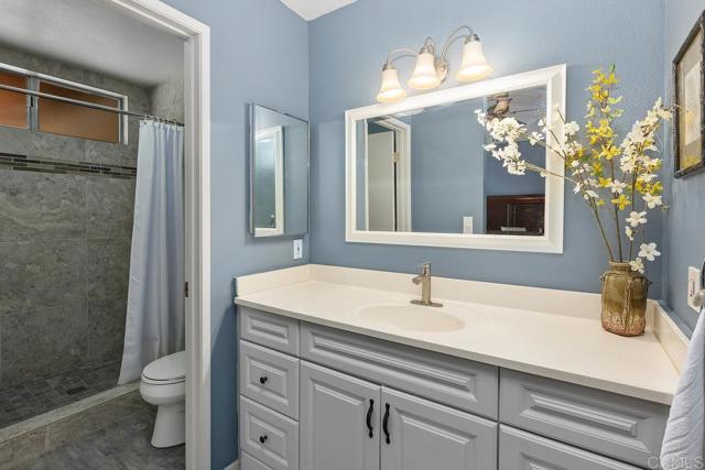 5550 La Cuenta Drive, San Diego CA: https://media.crmls.org/mediaz/0d9bc510-daae-40a2-8a68-217bee90c078.jpg