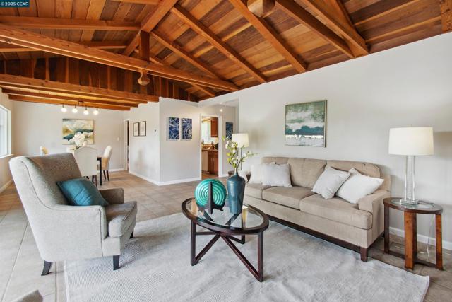 1810 Meadow Lane, Walnut Creek CA: https://media.crmls.org/mediaz/0d9c74c5-d911-4830-a8cc-bf55202c2459.jpg