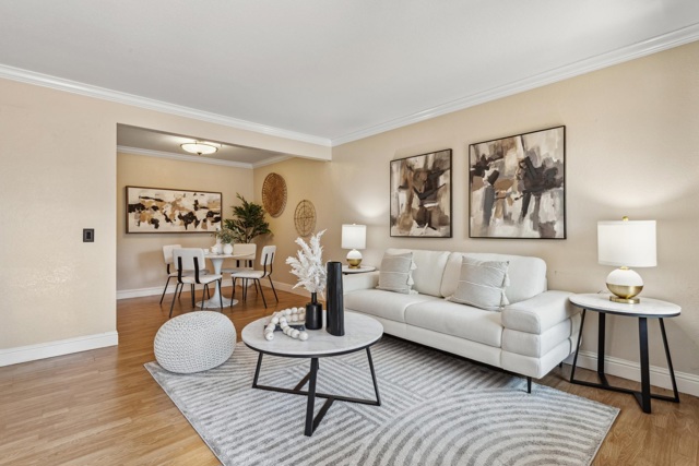 213 Ladera Plz, Union City CA: https://media.crmls.org/mediaz/0d9c9445-8d4c-4244-ab18-dec18a8a0e23.jpg