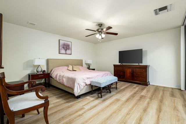 6 Stanford Drive, Rancho Mirage CA: https://media.crmls.org/mediaz/0d9ce00c-6b95-4627-bddf-41ae5c575984.jpg