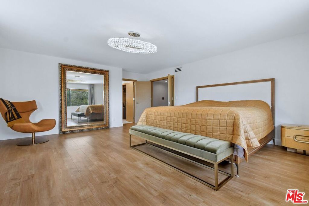MLS #26915335 image #47