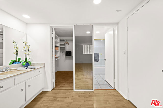 10535 Wilshire Boulevard, Los Angeles CA: https://media.crmls.org/mediaz/0d9f8713-84c8-4141-a8ce-183af8ac1df5.jpg