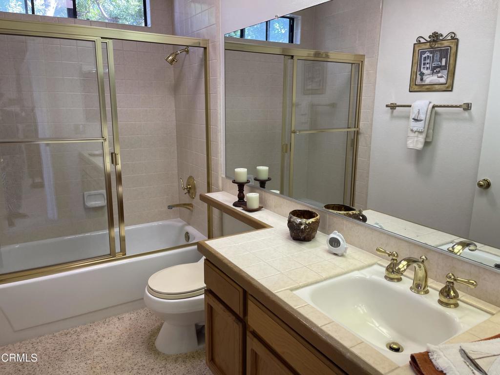 MLS #V1-33147 image #33