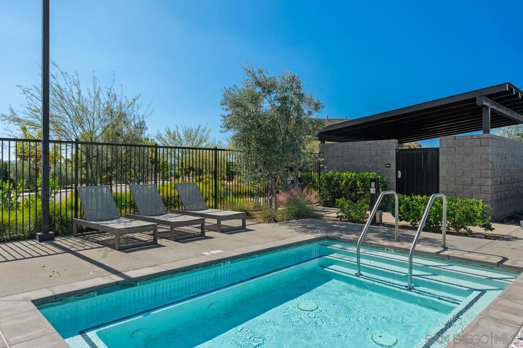 MLS #250042612SD image #61