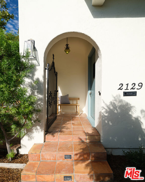 Image 2 for 2129 Wollam St, Los Angeles, CA 90065