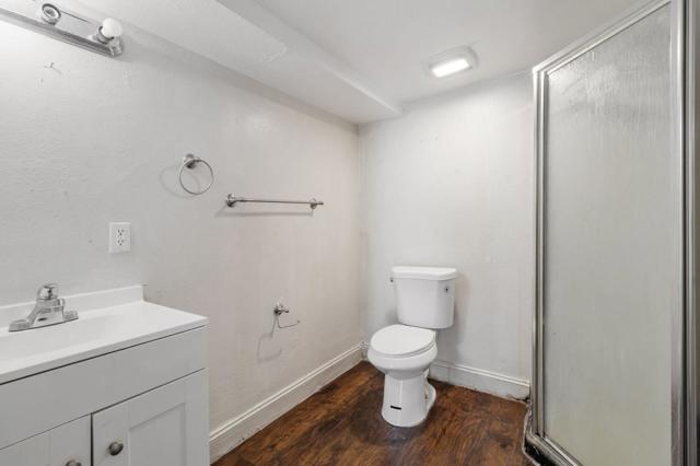 335 W 20th Street, Merced CA: https://media.crmls.org/mediaz/0da388c0-73d4-42d1-9fa3-bf4e2a05d202.jpg