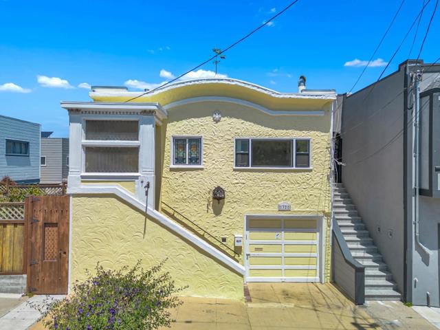 32 Cross Street, San Francisco CA: https://media.crmls.org/mediaz/0da3e162-9bff-4a76-abde-4333df79d4e2.jpg