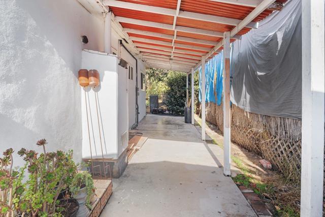 354 Sunrise Drive, San Ysidro CA: https://media.crmls.org/mediaz/0da4db5e-2db9-4a38-976b-053828d384a6.jpg