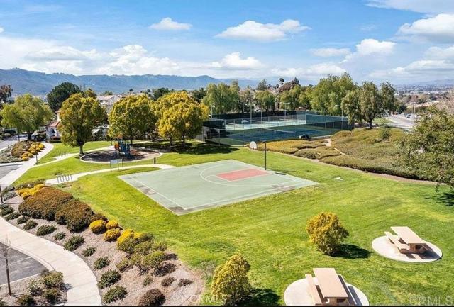 42944 Calle Reva, Temecula CA: https://media.crmls.org/mediaz/0da505ed-f5e6-45f0-87b5-d33308eaa867.jpg