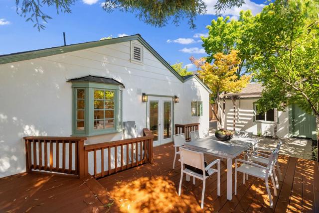 1730 Guinda Street, Palo Alto CA: https://media.crmls.org/mediaz/0da5bb48-82bb-46da-ba5d-34f30647488a.jpg