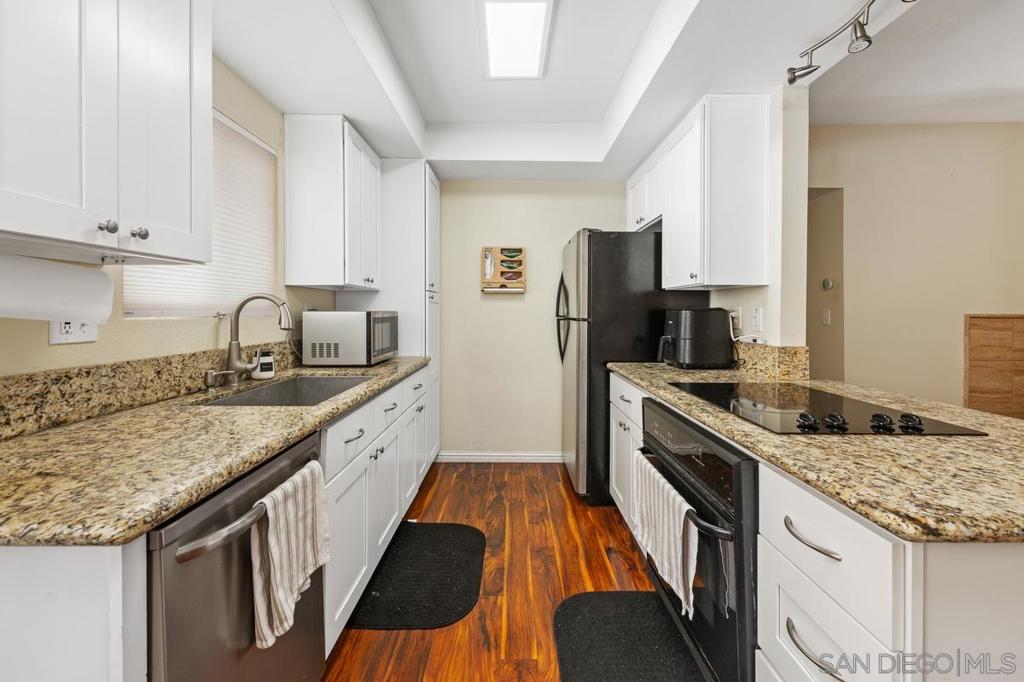 4550 Glacier - photo 7