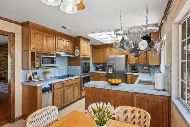 15805 Uvas Road, Morgan Hill CA: https://media.crmls.org/mediaz/0da72a42-2054-4699-8a5d-85079acbc3ce.jpg