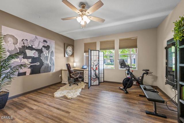 3004 Moonlight Park Avenue, Oxnard CA: https://media.crmls.org/mediaz/0da8902d-10d9-474d-9f27-7254cc4fb421.jpg