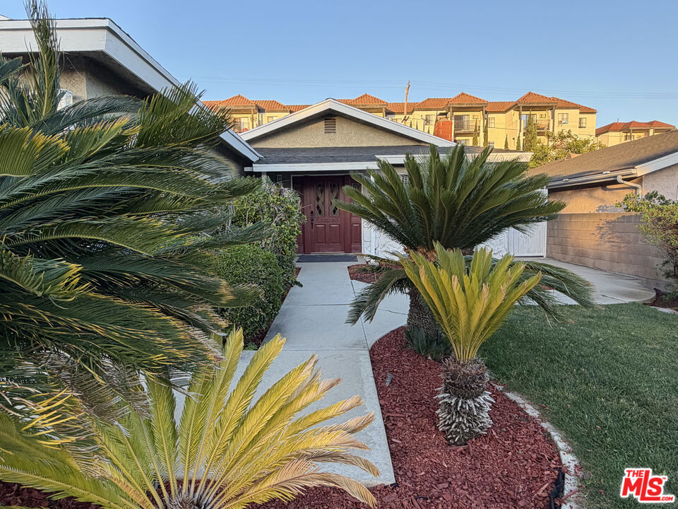 MLS #26861937 image #1