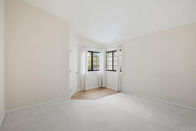 4065 Caminito Davila, San Diego CA: https://media.crmls.org/mediaz/0dab5c27-76cf-4a1b-a6dd-fe98a3bc76a7.jpg