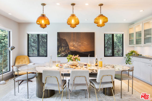 1256 Beverly Green Drive, Beverly Hills CA: https://media.crmls.org/mediaz/0dac1a10-107a-4e32-88e6-e8fcd324a4fb.jpg