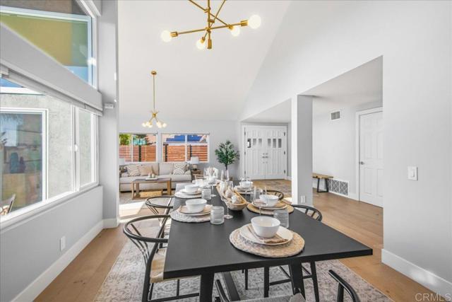 Detail Gallery Image 9 of 37 For 7310 Esfera St, Carlsbad,  CA 92009 - 4 Beds | 3 Baths