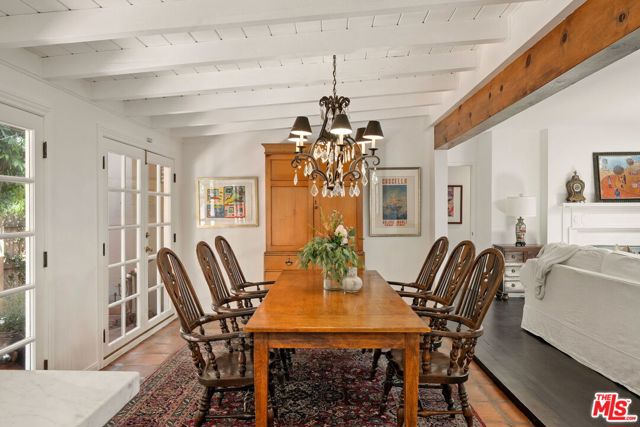 9742 Saturn Street, Los Angeles CA: https://media.crmls.org/mediaz/0dac5653-06e4-4344-82f0-df540b4db647.jpg