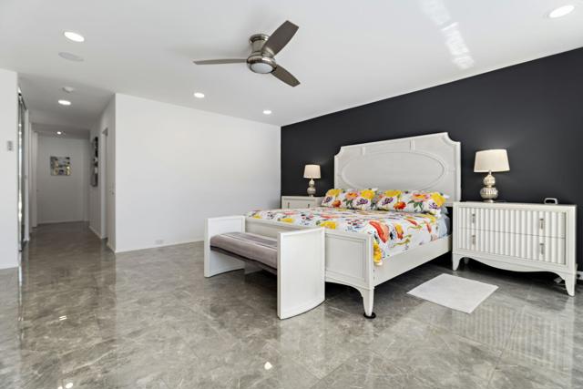 1 Temple Court, Rancho Mirage CA: https://media.crmls.org/mediaz/0dacbf70-b6fc-49ac-8da4-ab7165b6bcc6.jpg