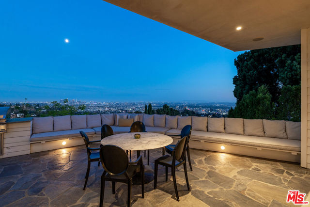 3 Bed Home for Sale in Los Angeles, California