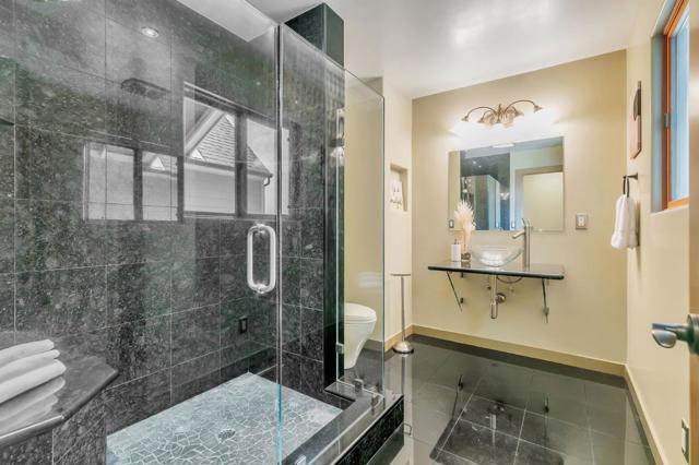 411 Hecker Pass Road, Watsonville CA: https://media.crmls.org/mediaz/0daedc5a-28a8-48e5-869d-bb7431b8f70e.jpg
